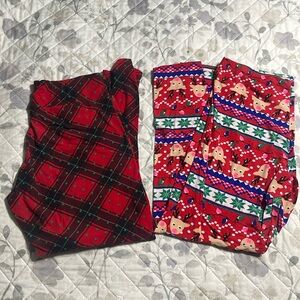 Two pair of soft Christmas leggings